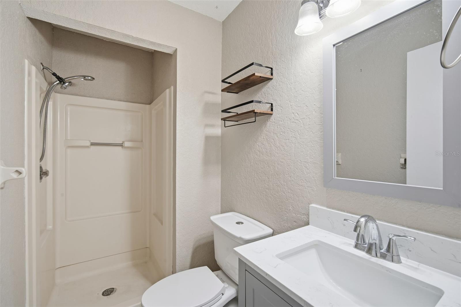 BRIGADOON ON LAKE HEATHER TOWNHOMES PHASE IV - Residential