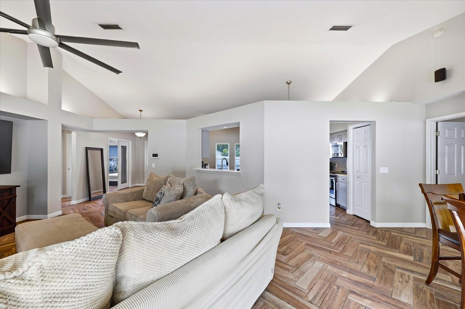 BRYAN OAKS RESERVE - Residential