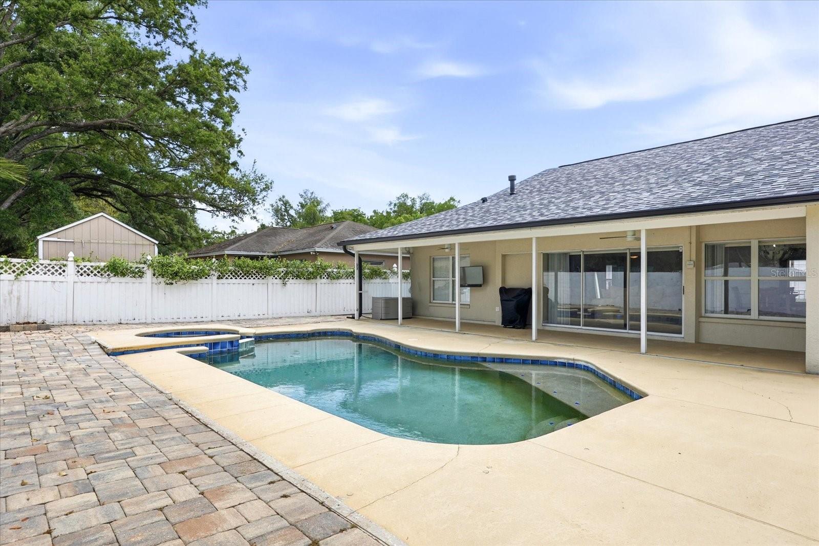 BRYAN OAKS RESERVE - Residential