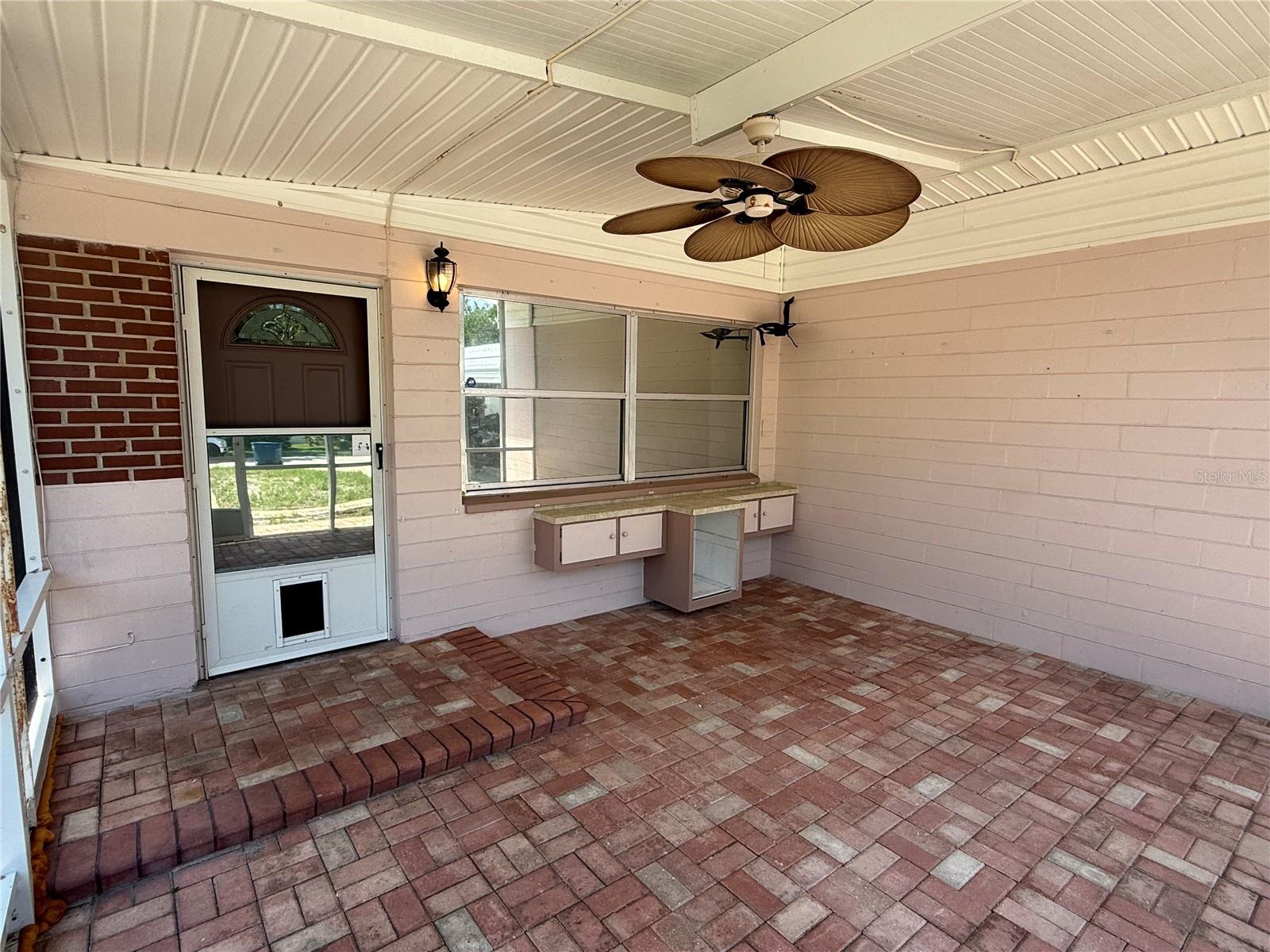 1506 CARMEN AVENUE