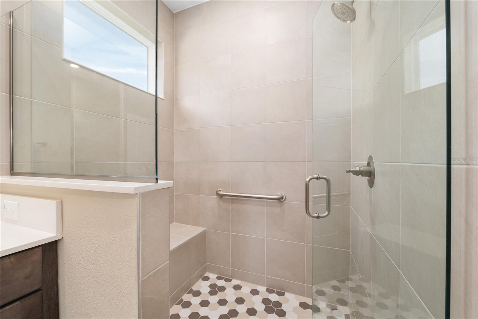 ON TOP OF THE WORLD - Residential