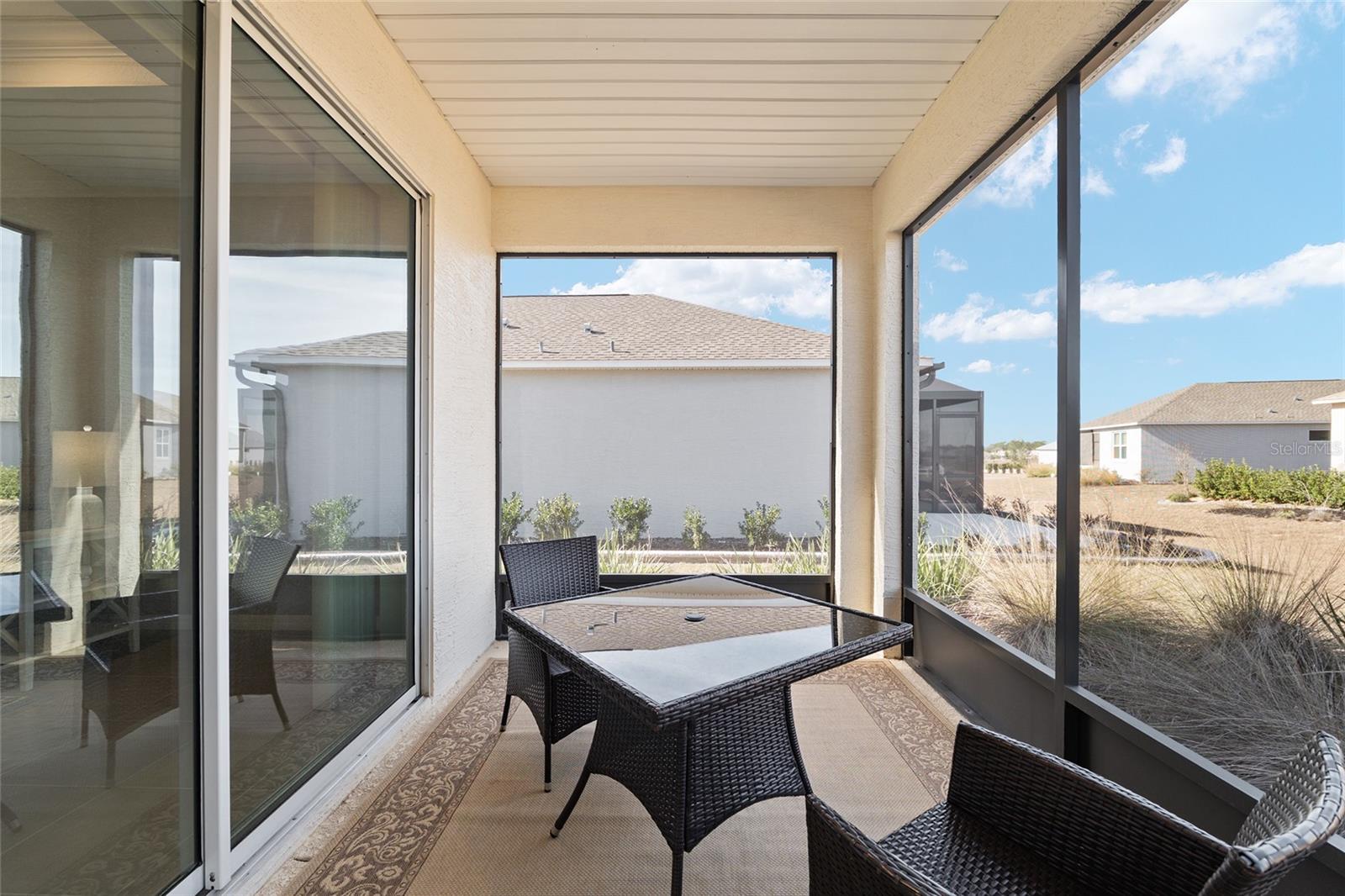 ON TOP OF THE WORLD - Residential