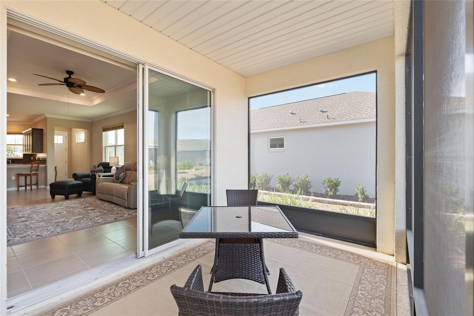 ON TOP OF THE WORLD - Residential