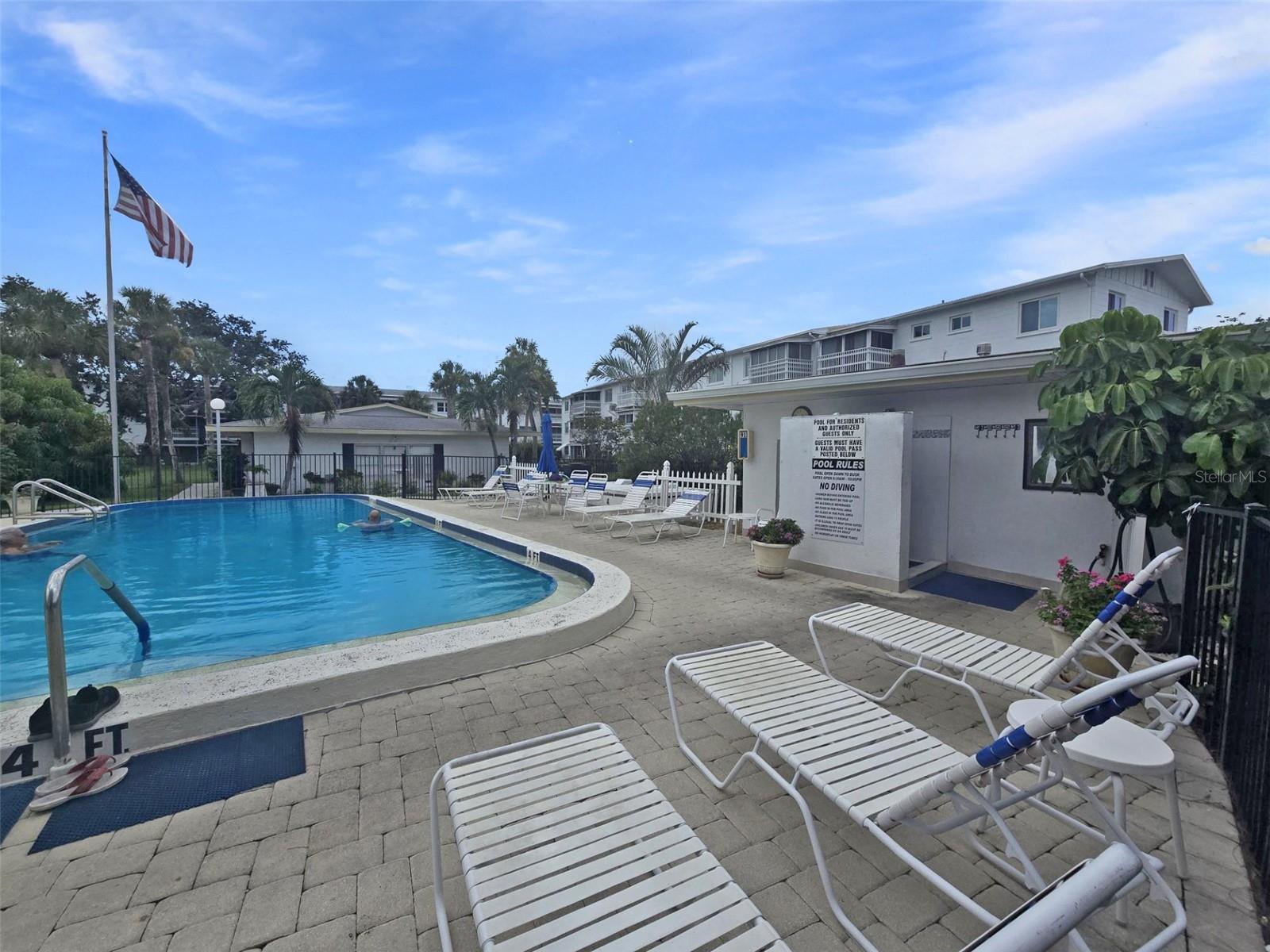 BAYSHORE GARDENS APTS 1 - Residential Lease