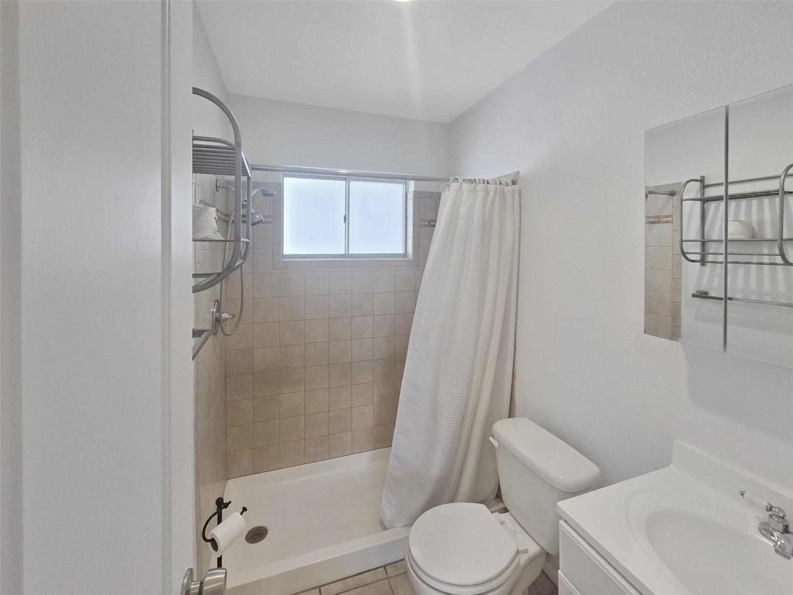 BAYSHORE GARDENS APTS 1 - Residential Lease