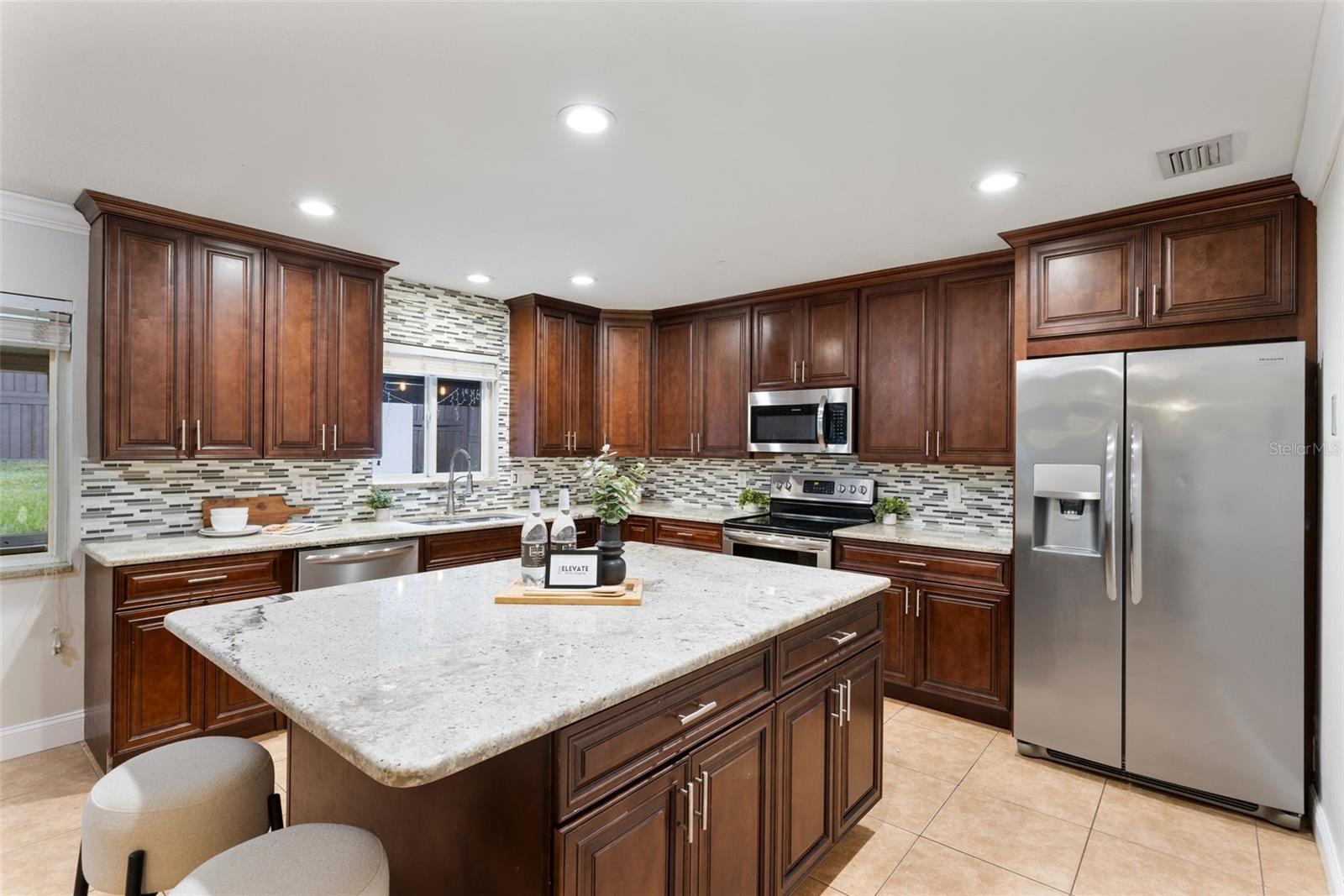 TIBERON COVE - Residential