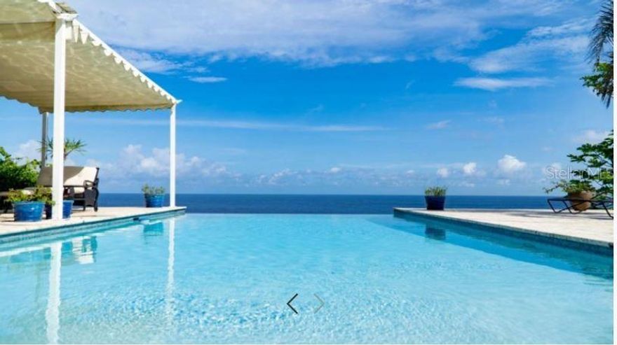 This dazzling beach property located in the community of ''Linda Mar'' in ''Mar Chiquita'' has a breathtaking ocean view that consists of an open layout, dining & an opening to terrace and pool, ideal for entertaining or relaxing. The property has five (5) bedrooms in which one of them has the possibility to be used as an office room, guest room or playroom. And three (3) bedrooms. The floor plan has an open layout with beautiful tiles that connects with the entrance and dining room throughout the home making every space functional. You'll come to the scene of comfortable bedrooms and a spectacular balcony with an ocean view as you go up the second floor.