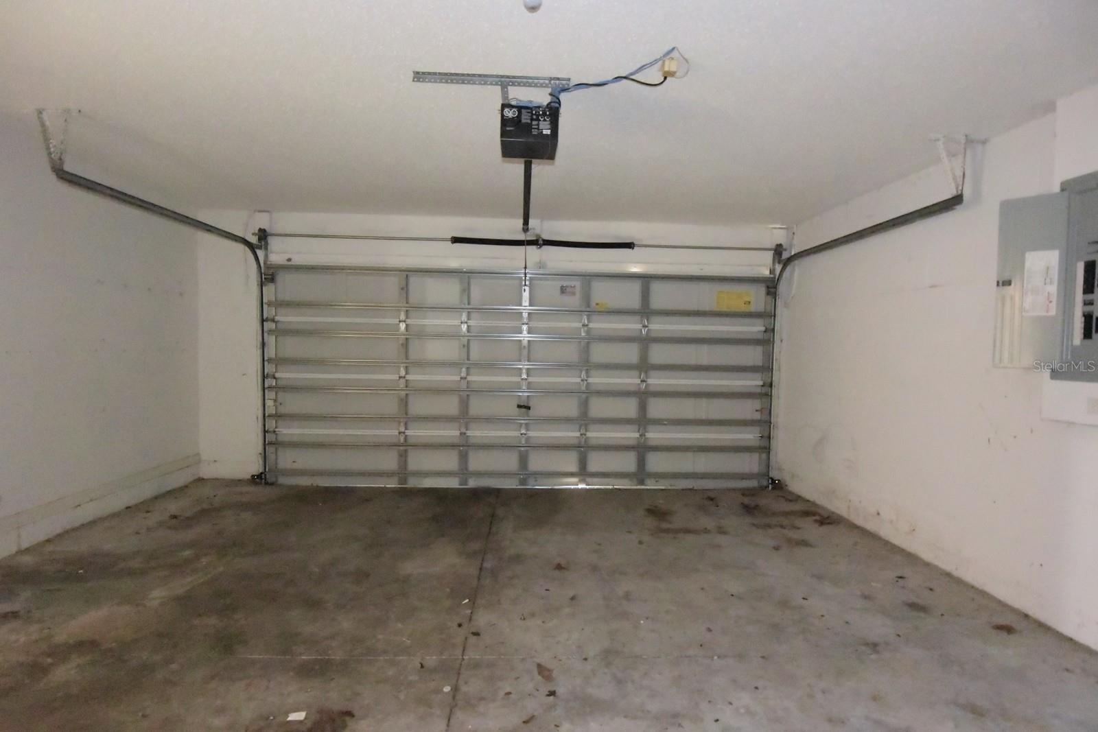 CITRUS SPGS UNIT 08 - Residential