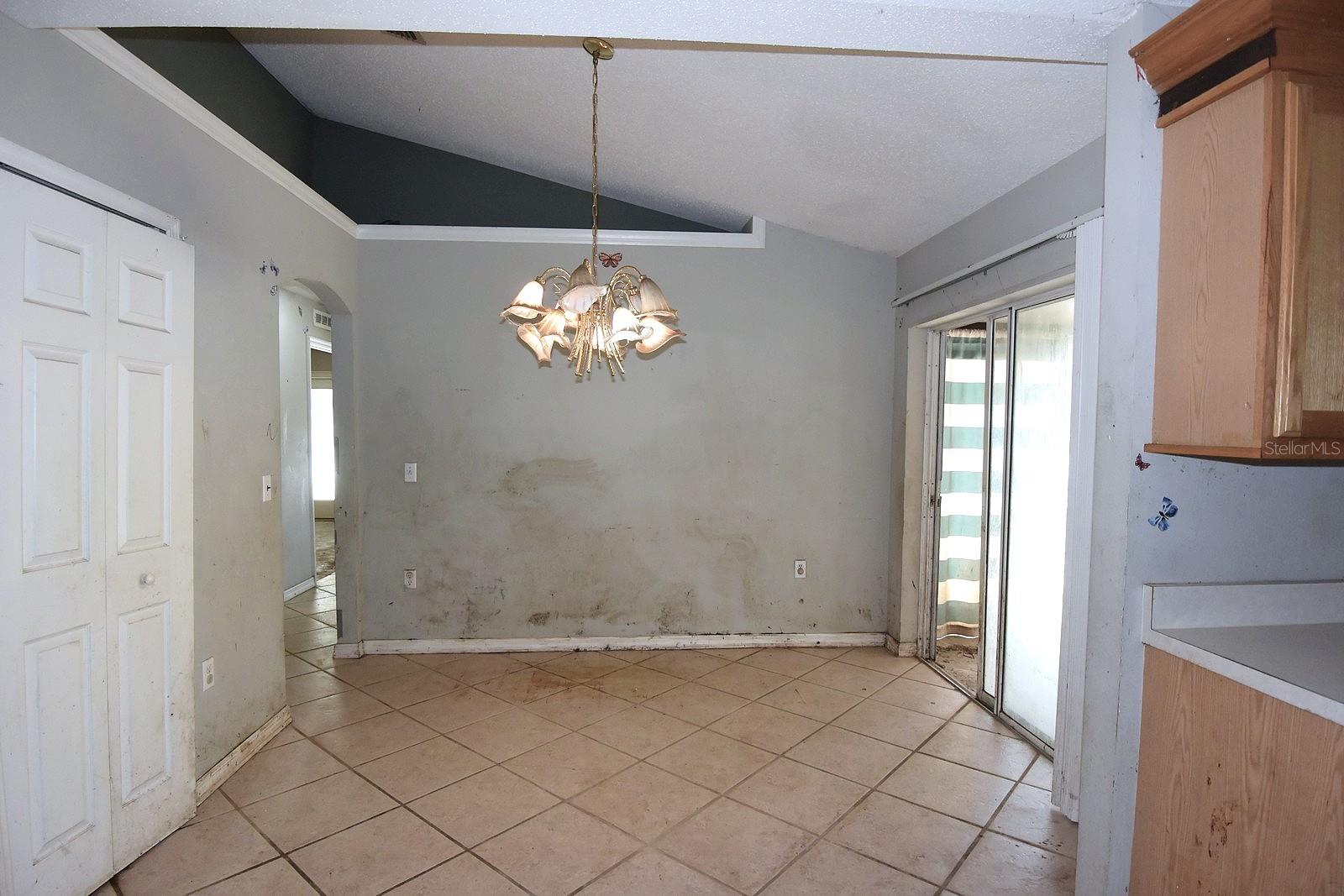 CITRUS SPGS UNIT 08 - Residential