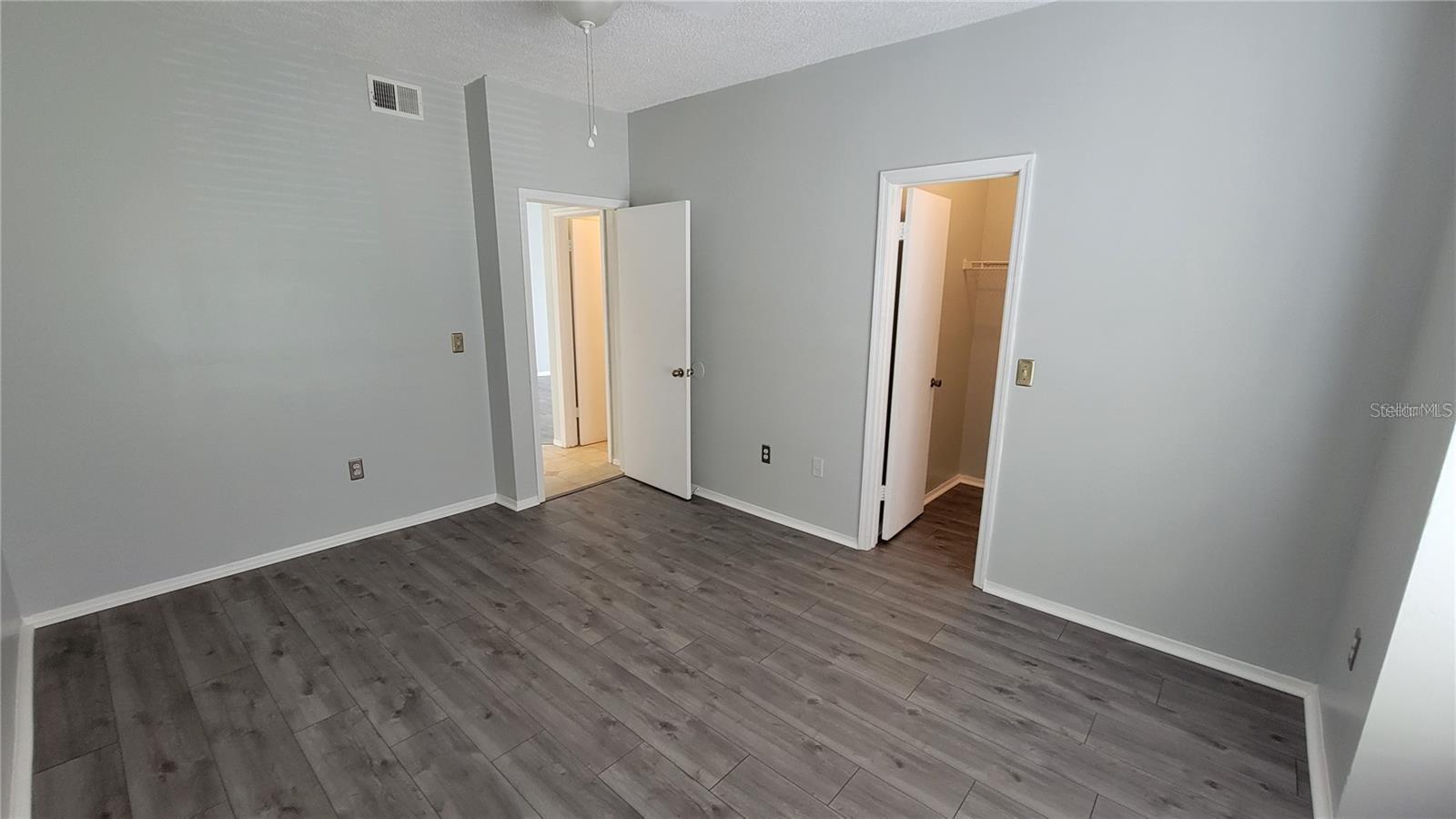THE LANDINGS OF TAMPA A CONDOM - Residential Lease