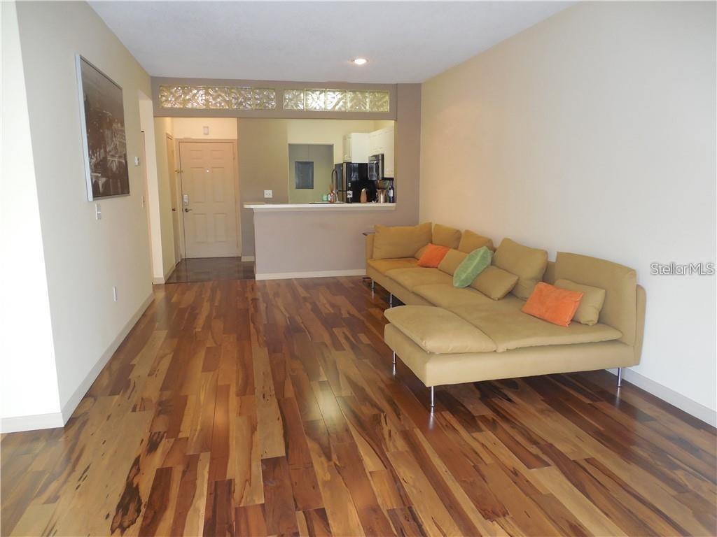 THE LANDINGS OF TAMPA A CONDOM - Residential Lease