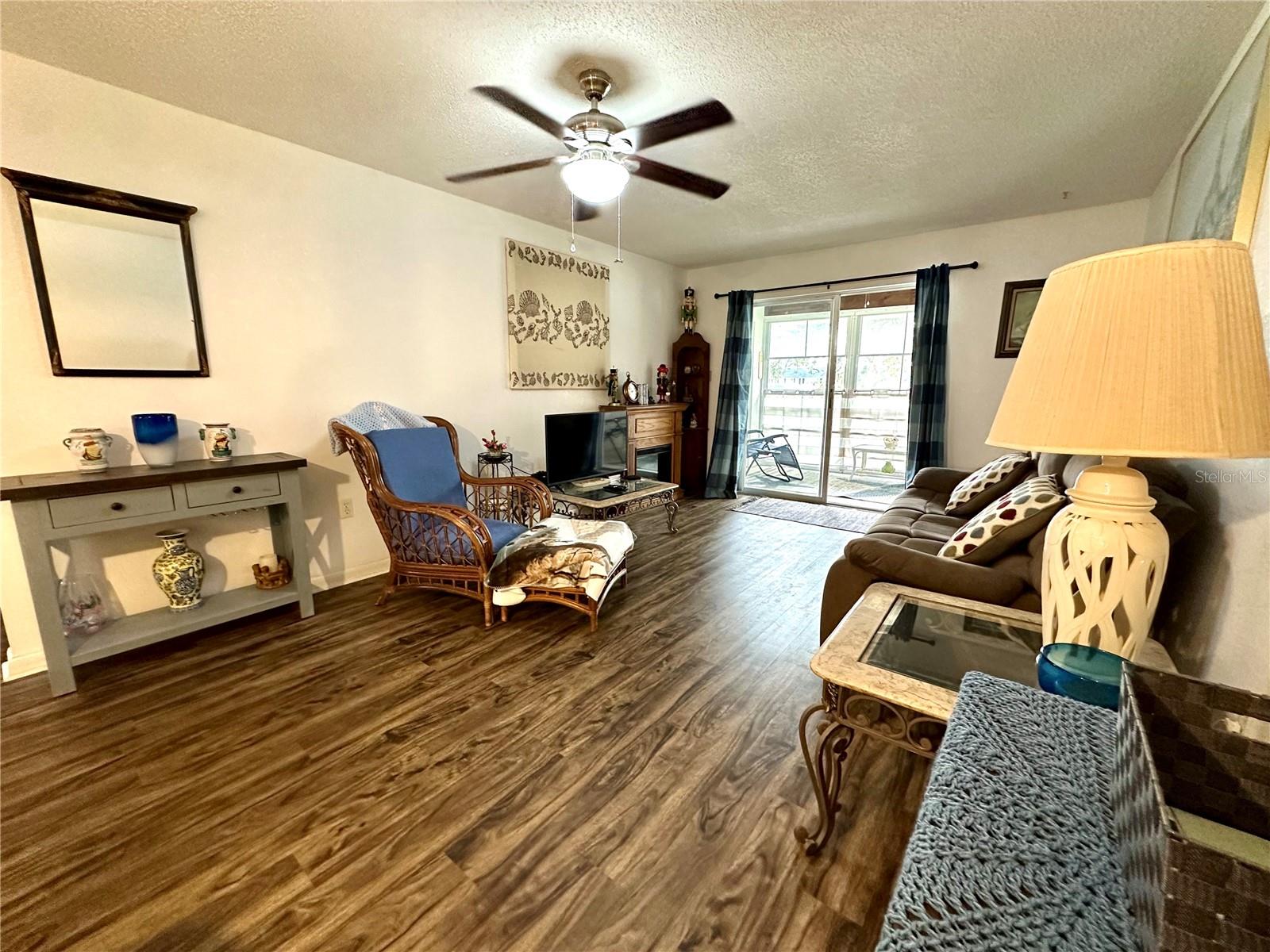 BURGUNDY UNIT ONE CONDO - Residential