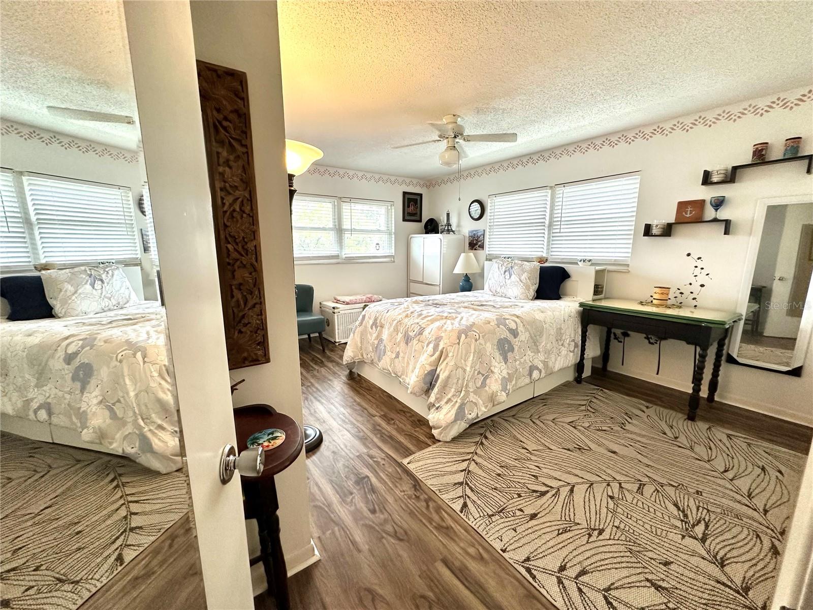 BURGUNDY UNIT ONE CONDO - Residential