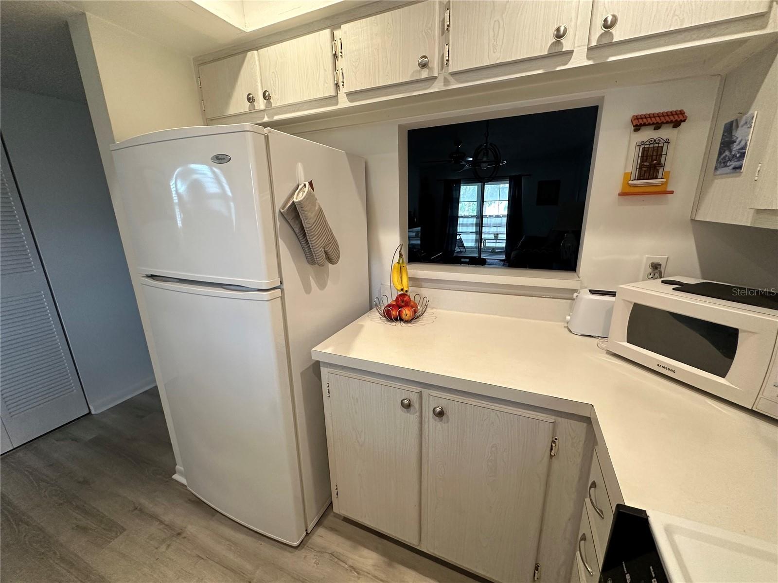 BURGUNDY UNIT ONE CONDO - Residential