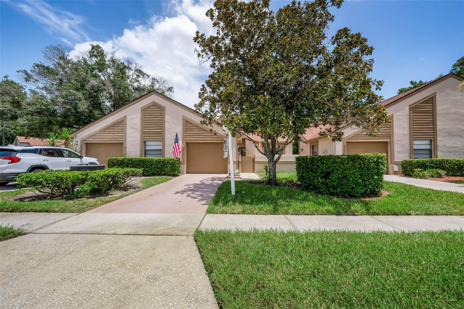 3477 HILLMOOR DRIVE