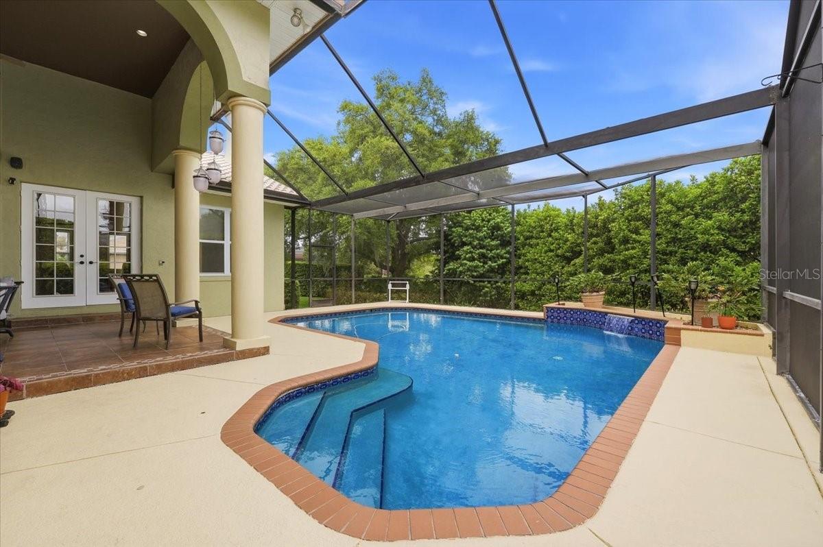 HERON CAY - Residential