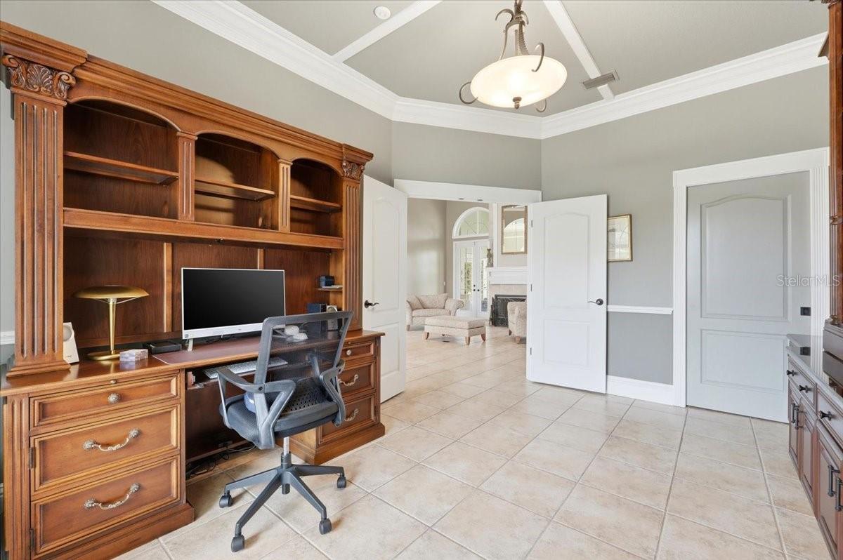 HERON CAY - Residential