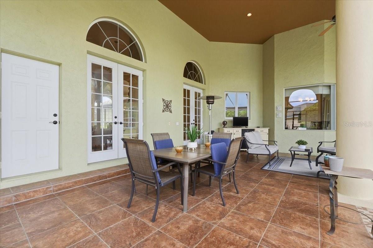 HERON CAY - Residential