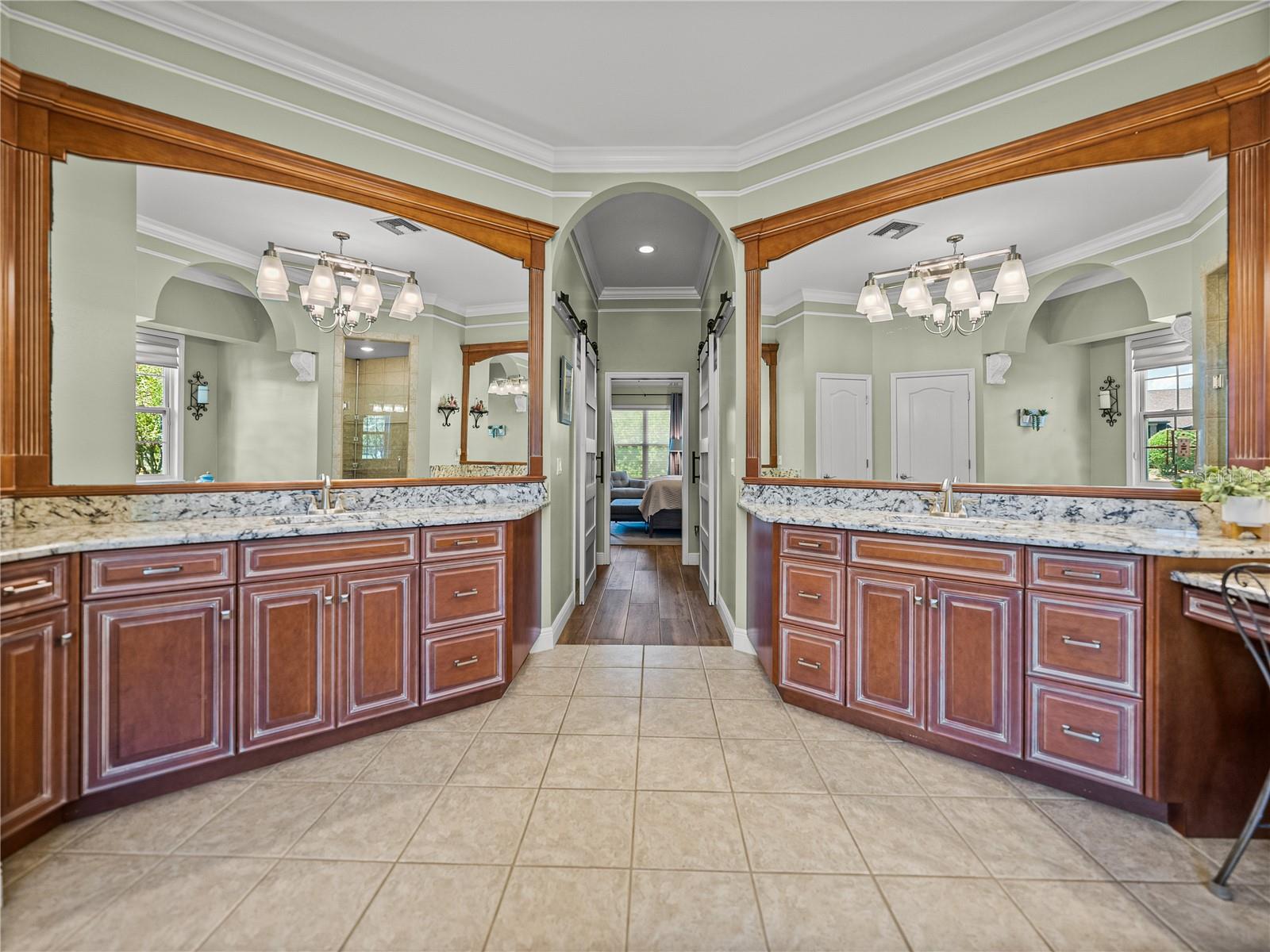HERON CAY - Residential