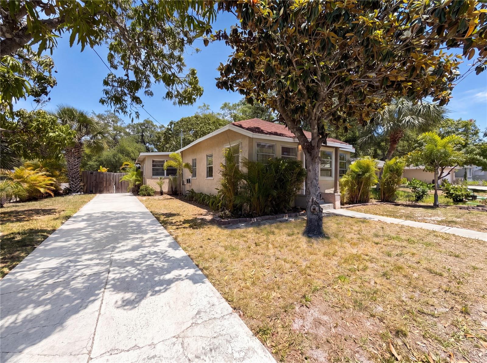 NEWTOWN - Residential