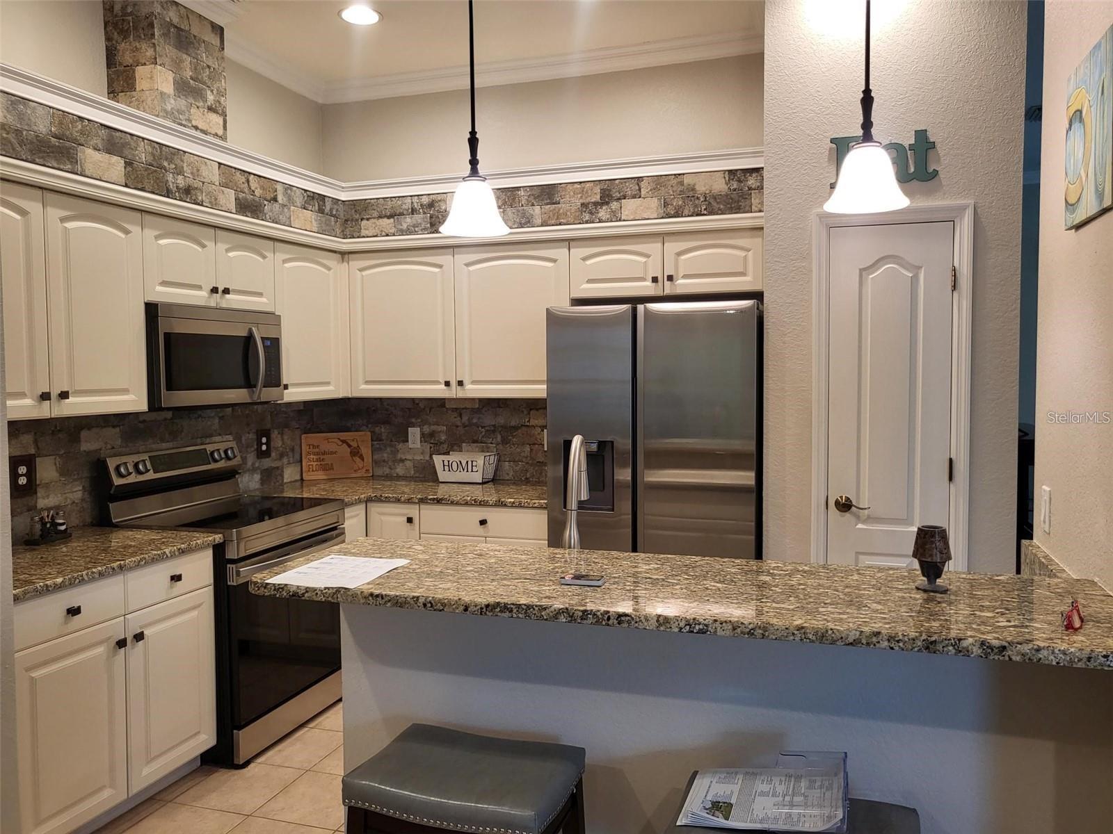 AUBURN WOODS - Residential
