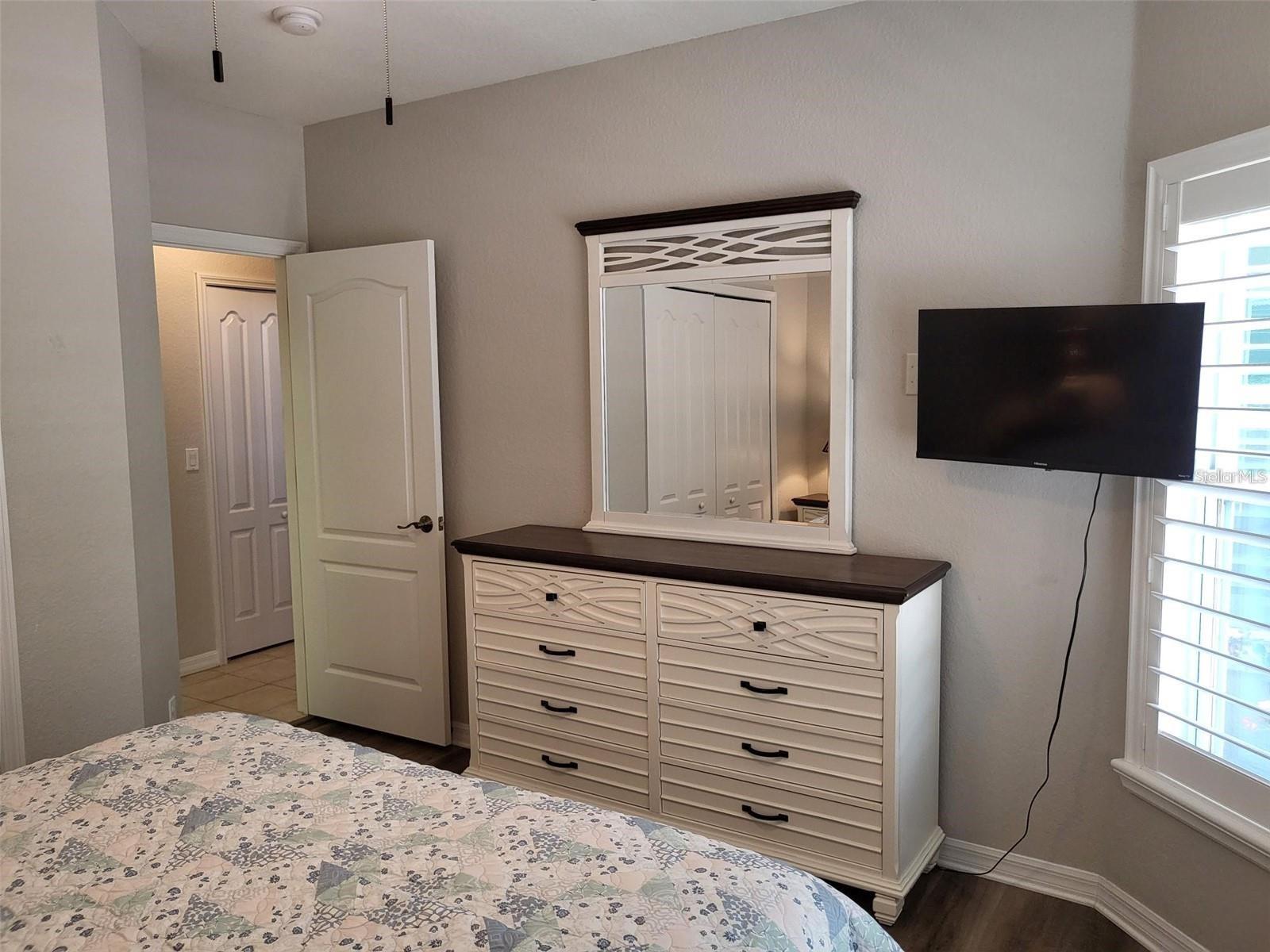 AUBURN WOODS - Residential