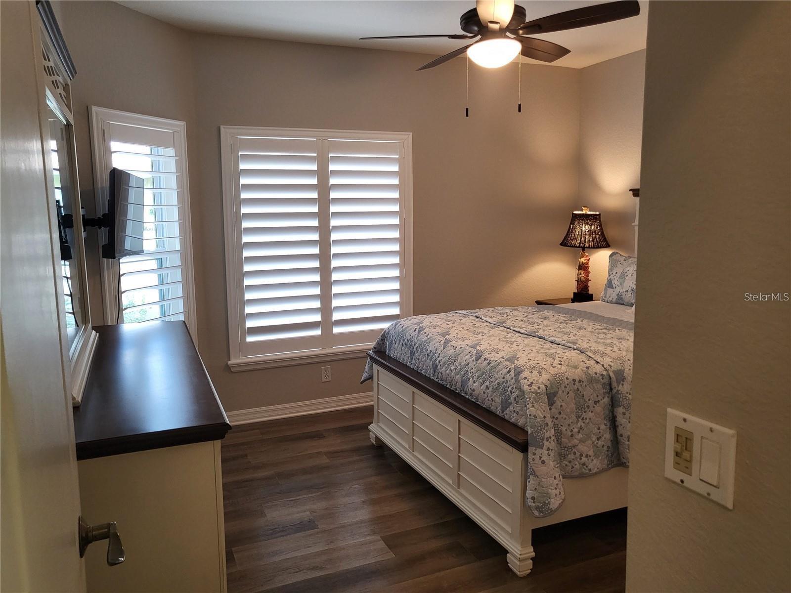 AUBURN WOODS - Residential