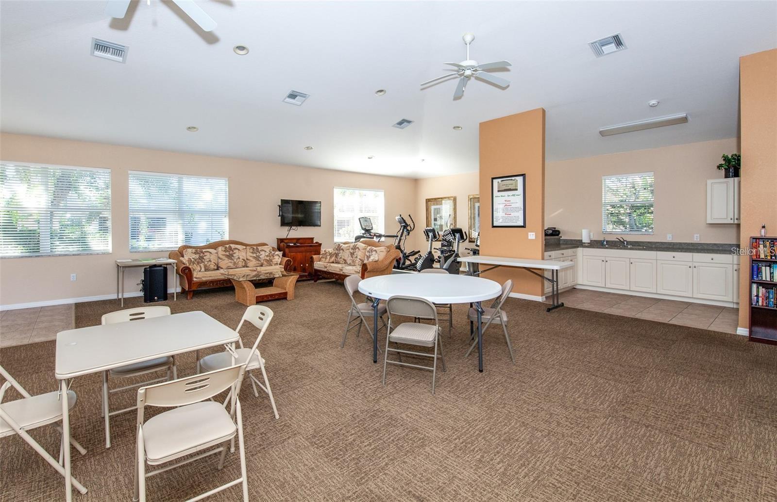 AUBURN WOODS - Residential