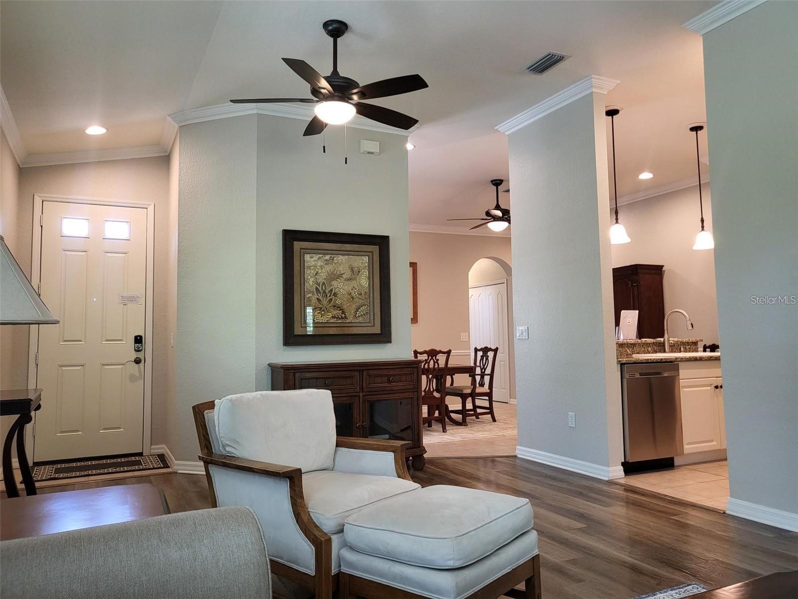 AUBURN WOODS - Residential