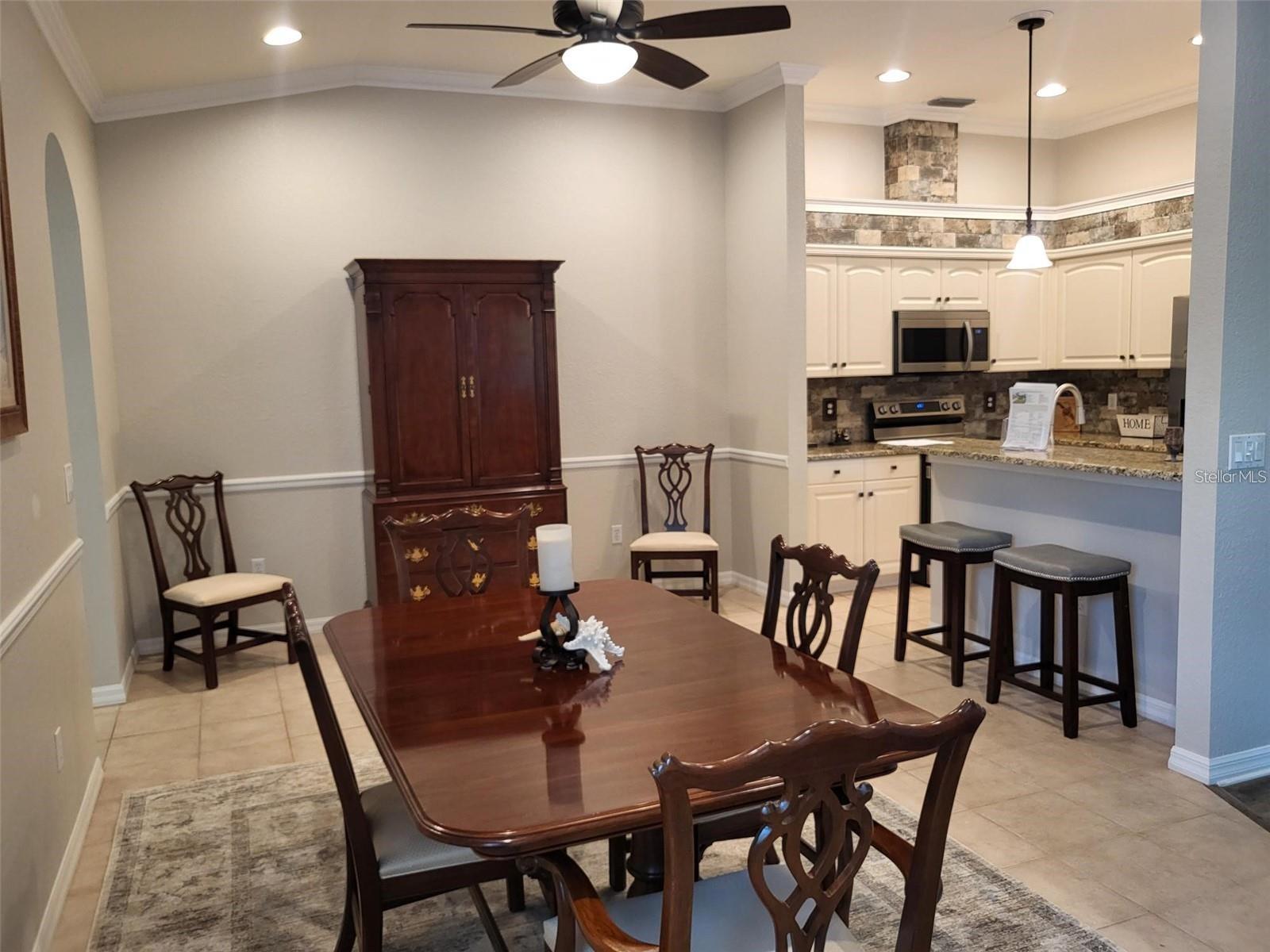 AUBURN WOODS - Residential