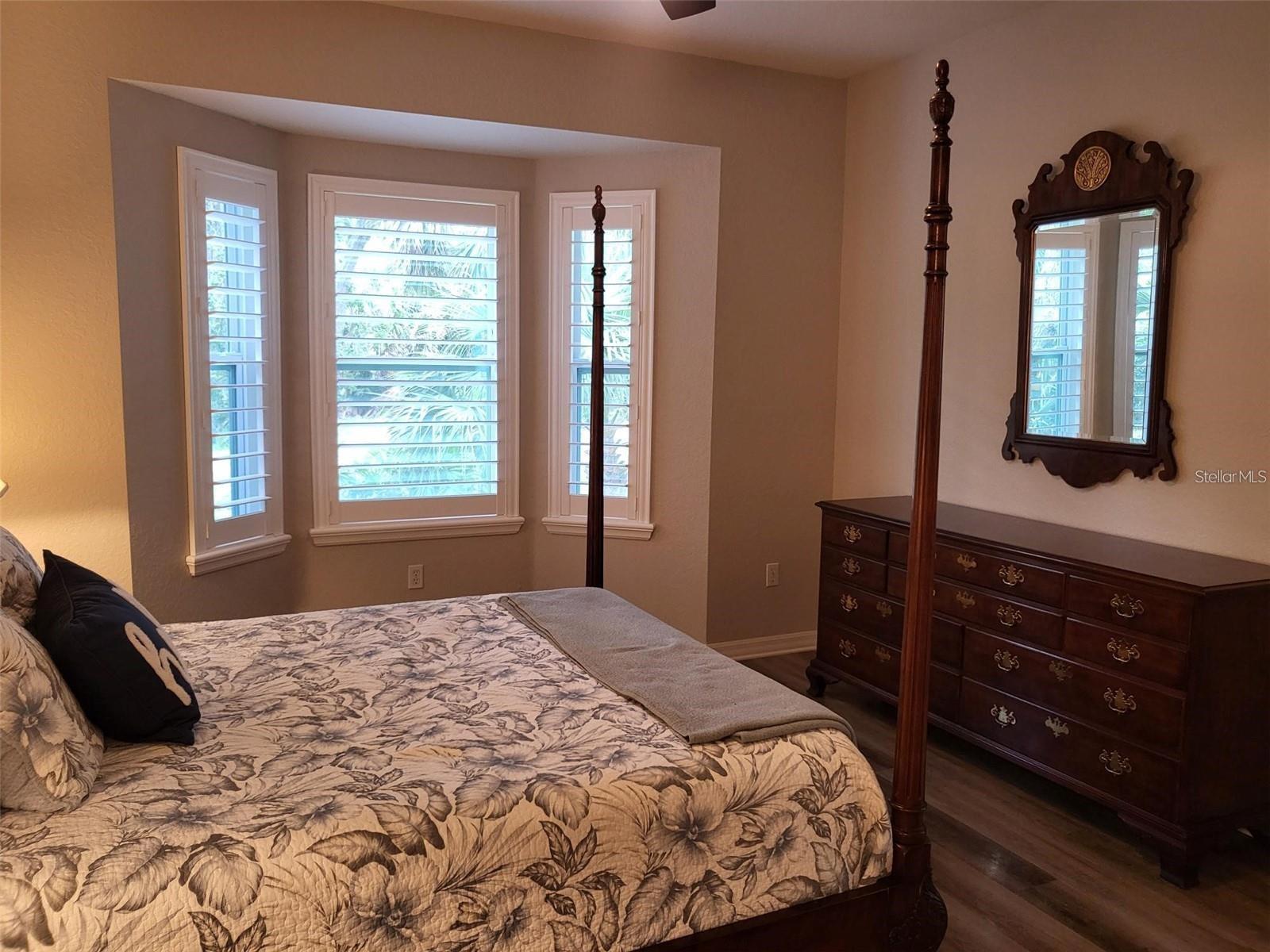 AUBURN WOODS - Residential