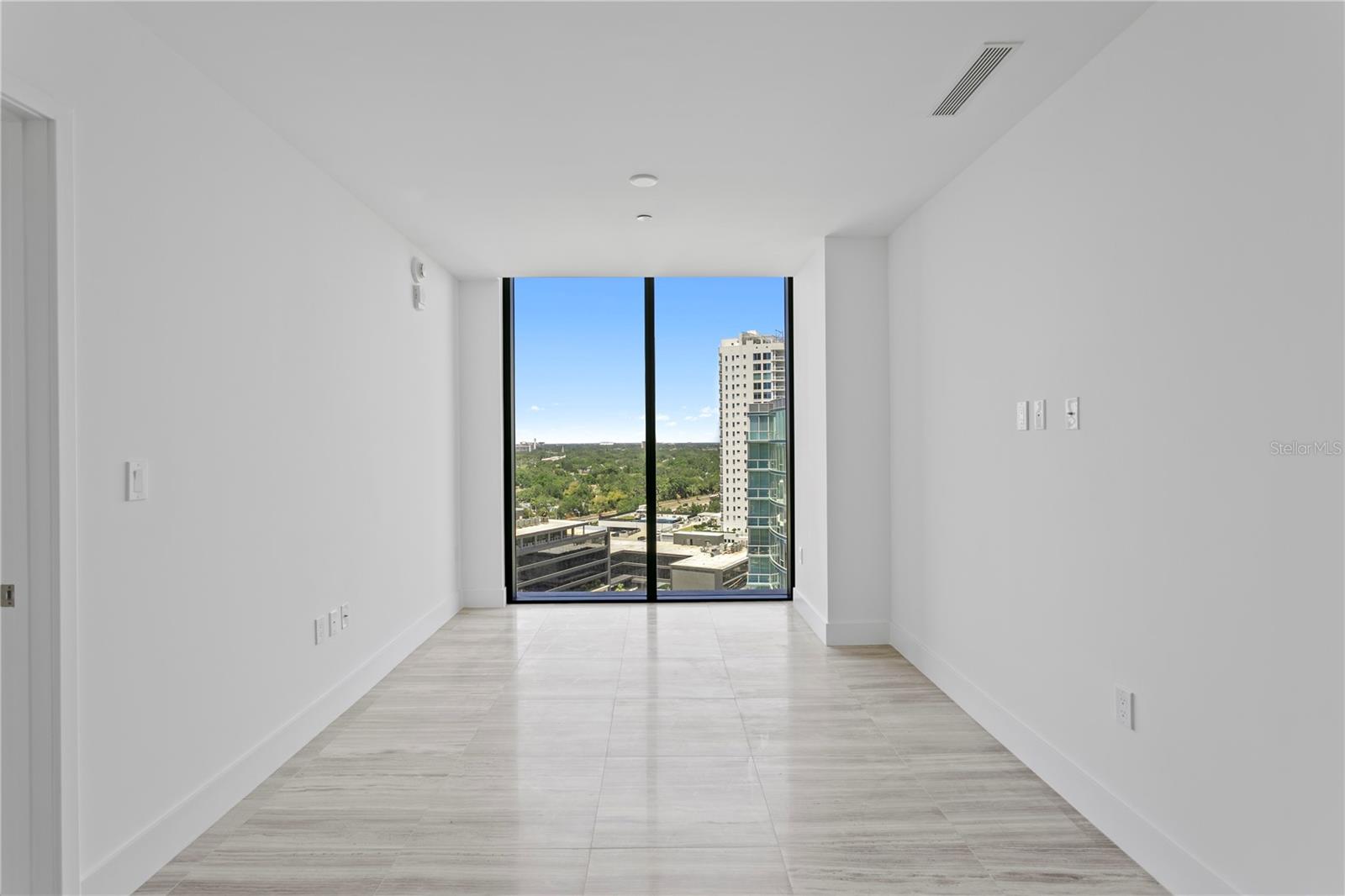 RITZ CARLTON RESIDENCES - Residential