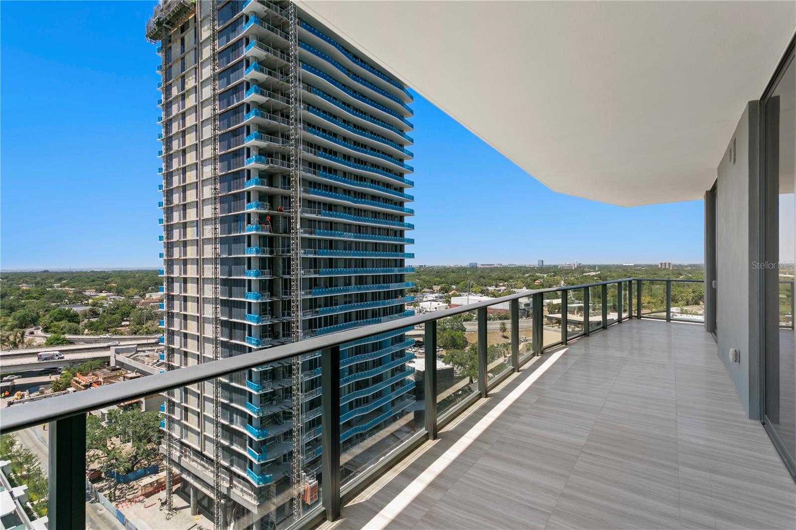 RITZ CARLTON RESIDENCES - Residential