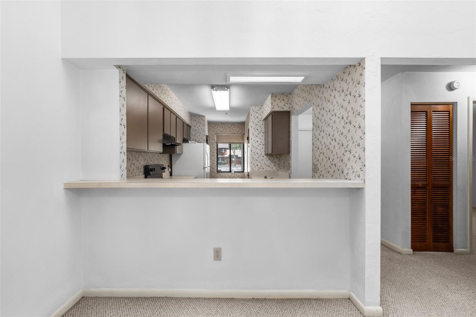 TOWN HOMES AT THE LAKES - Residential