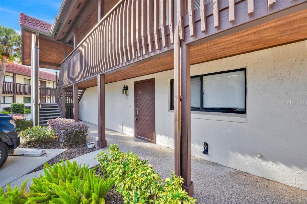 4101 VILLAGE COURT D-1