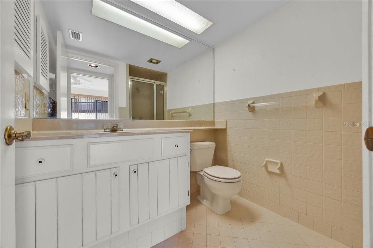 COUNTRY CLUB VILLAGE CONDO - Residential