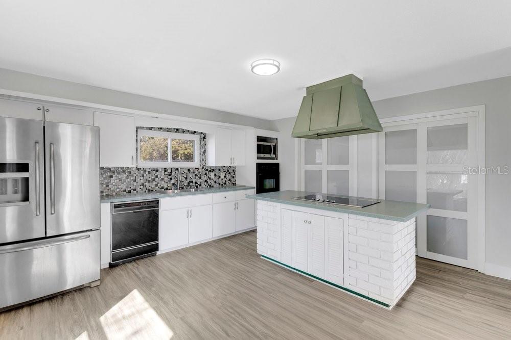 BAY LAKE ESTATES - Residential