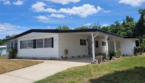 A home in ZELLWOOD