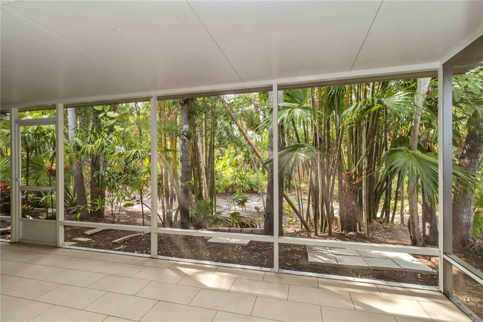 BERMUDA PARK - Residential Lease