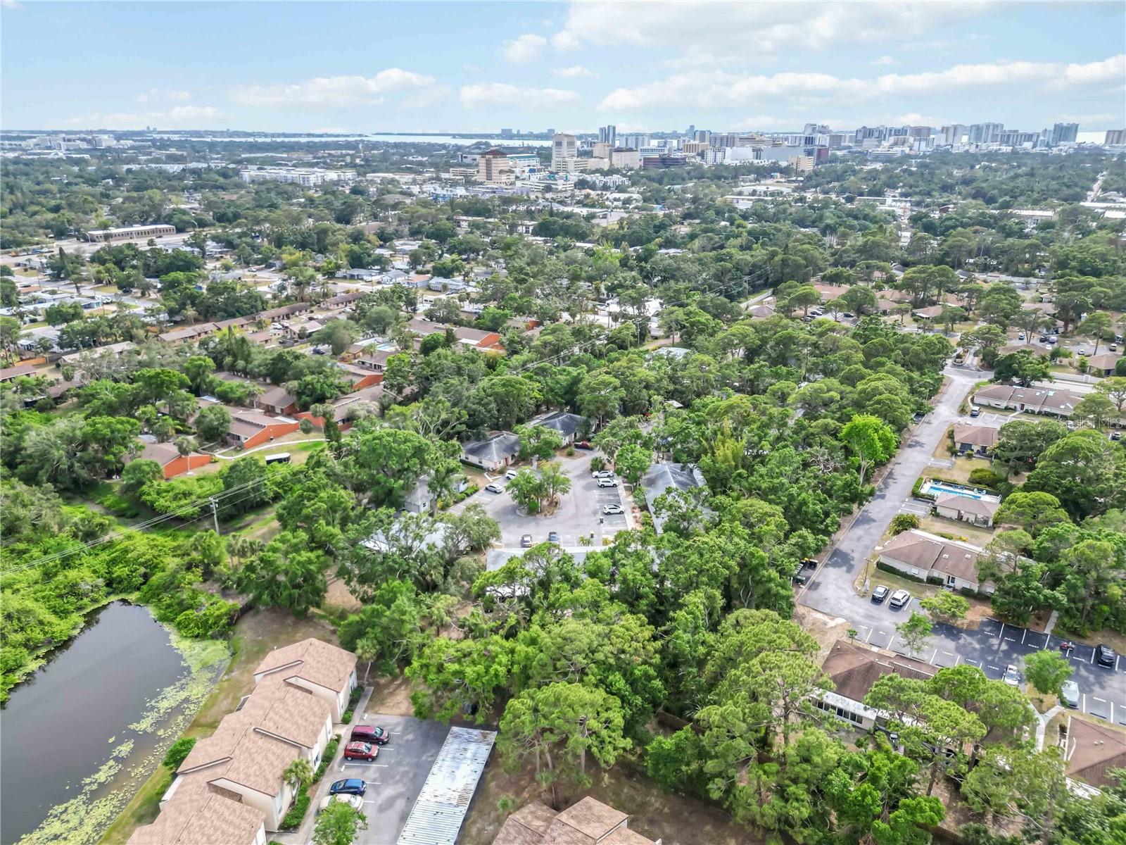 BERMUDA PARK - Residential Lease