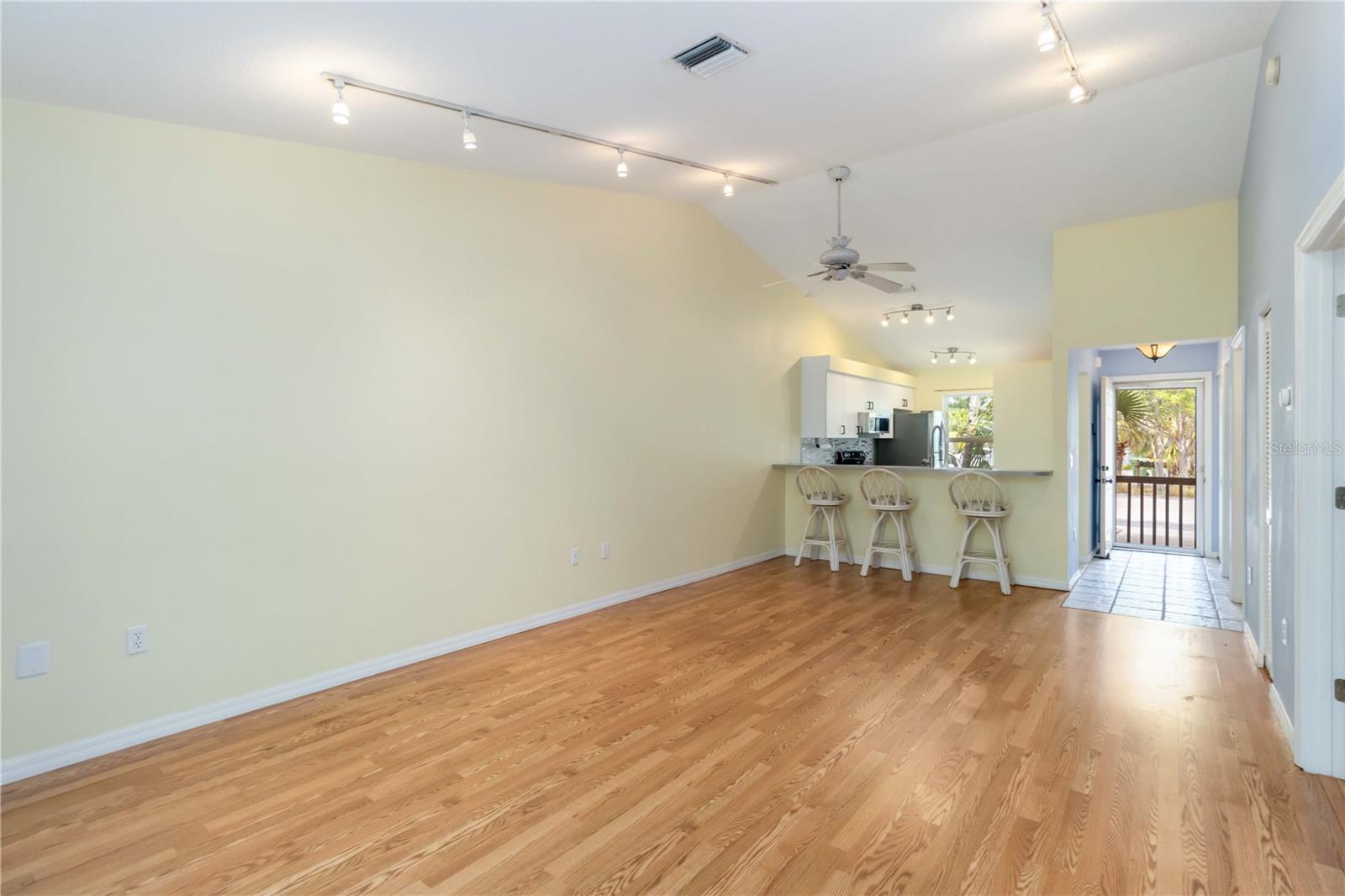 BERMUDA PARK - Residential Lease