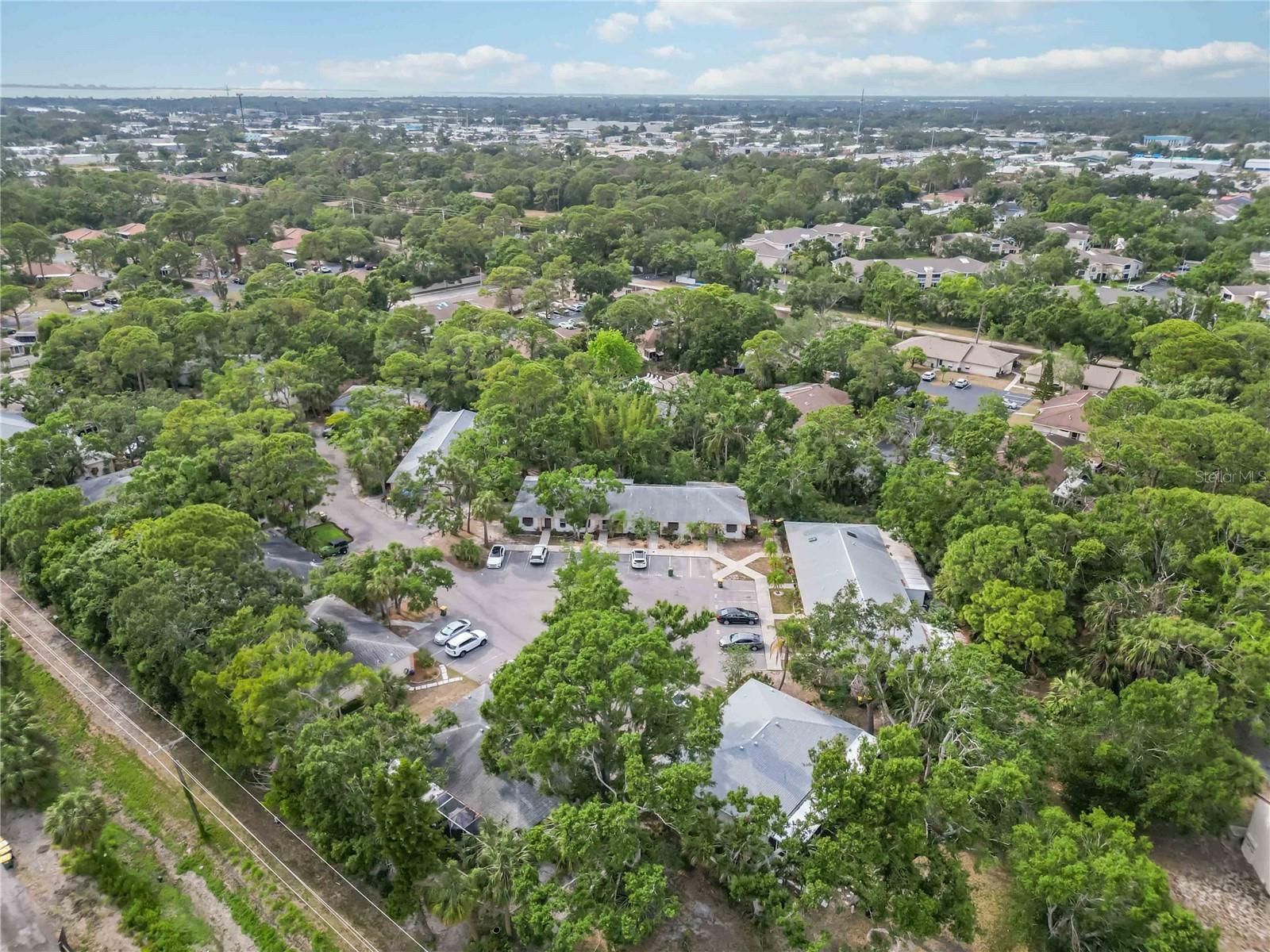 BERMUDA PARK - Residential Lease