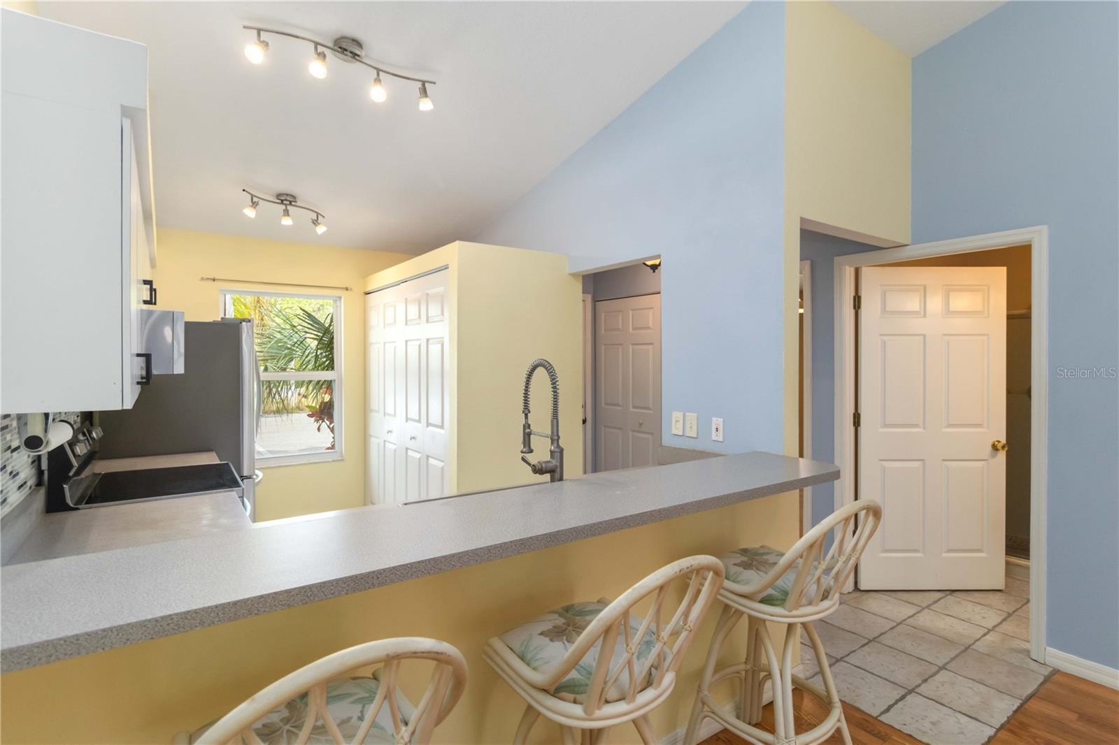 BERMUDA PARK - Residential Lease