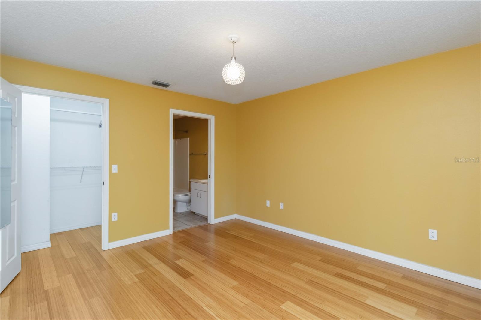 BERMUDA PARK - Residential Lease