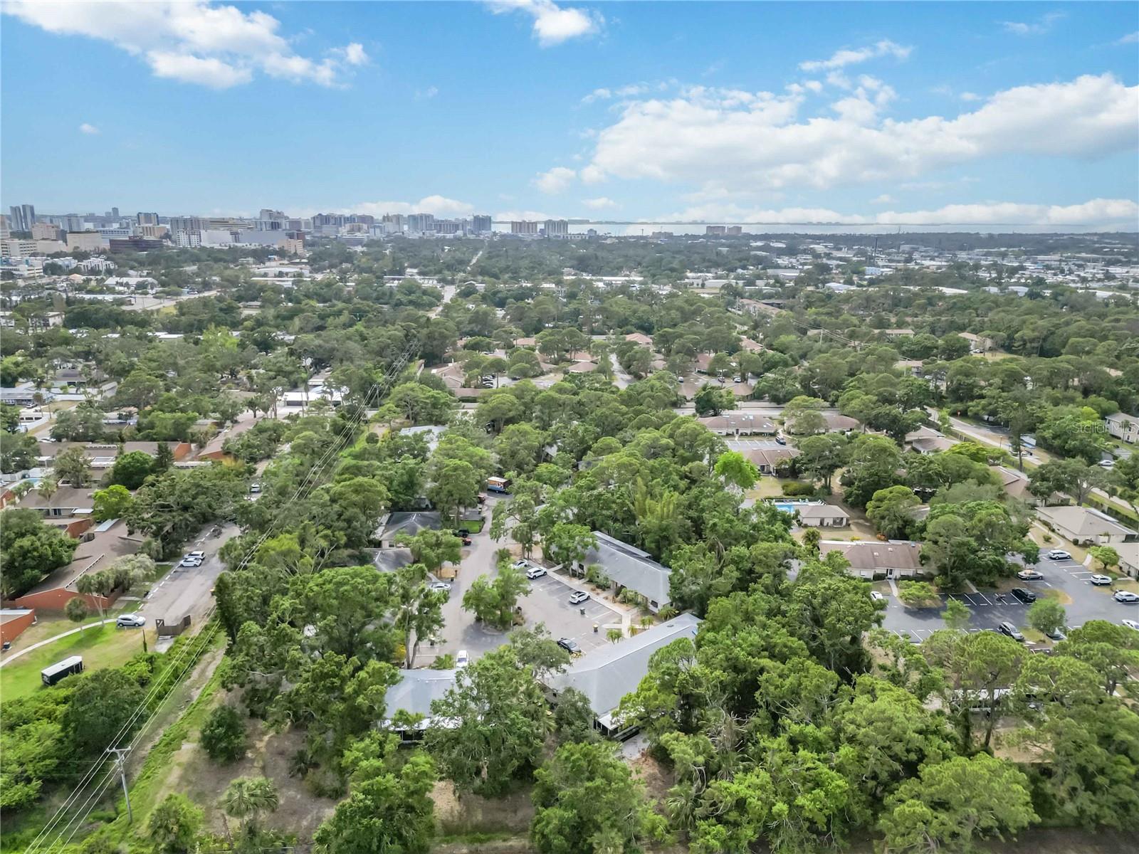 BERMUDA PARK - Residential Lease
