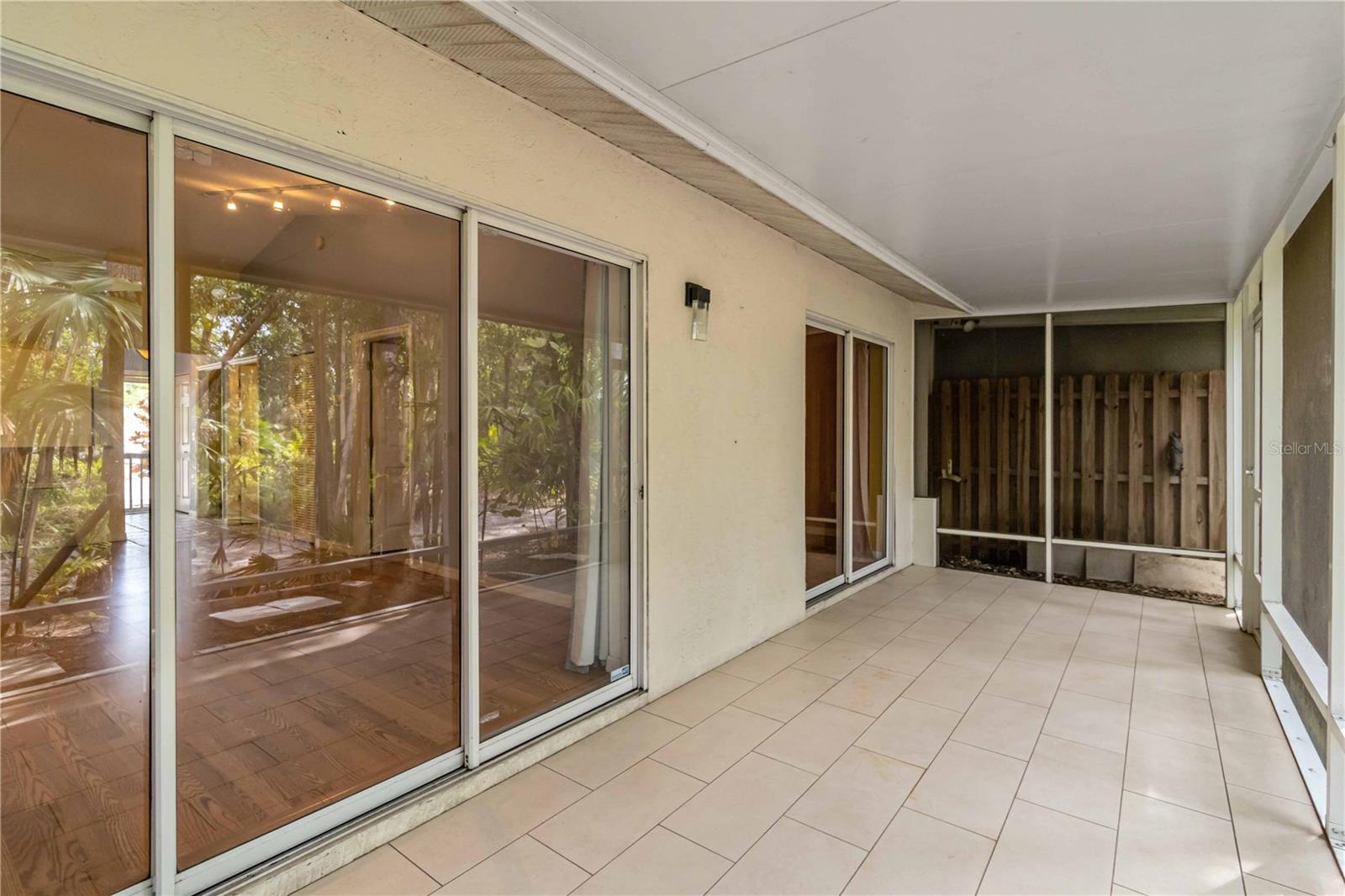 BERMUDA PARK - Residential Lease