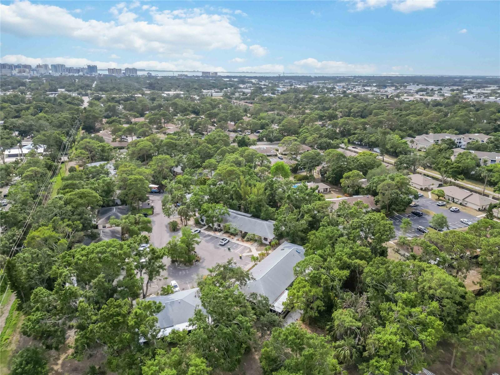 BERMUDA PARK - Residential Lease