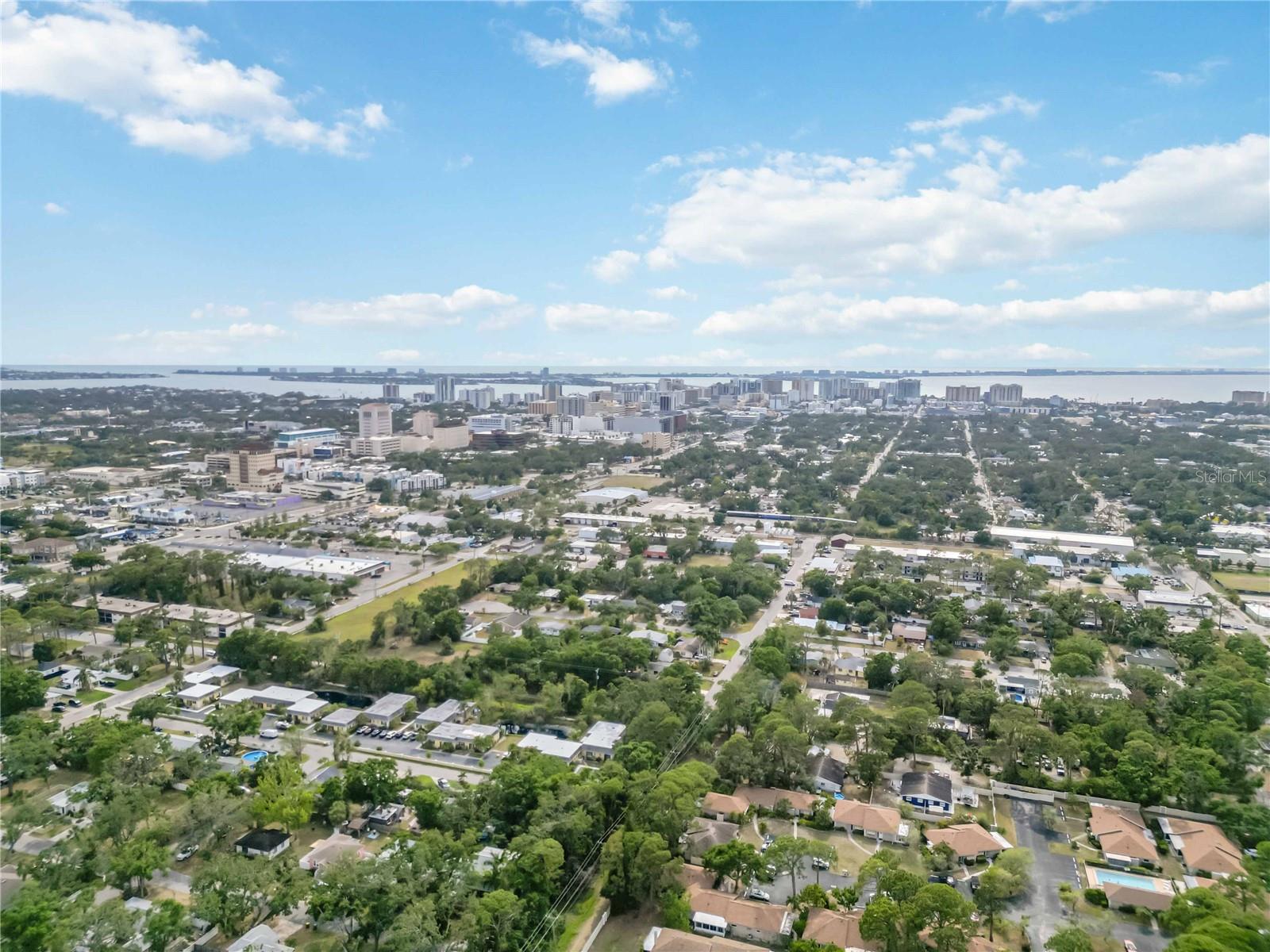 BERMUDA PARK - Residential Lease