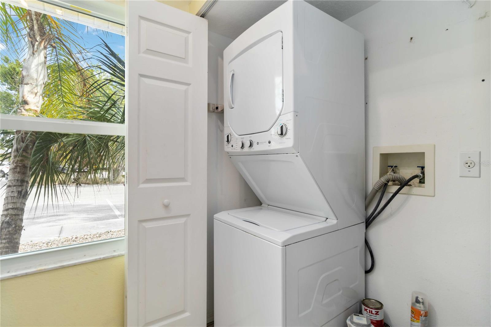 BERMUDA PARK - Residential Lease