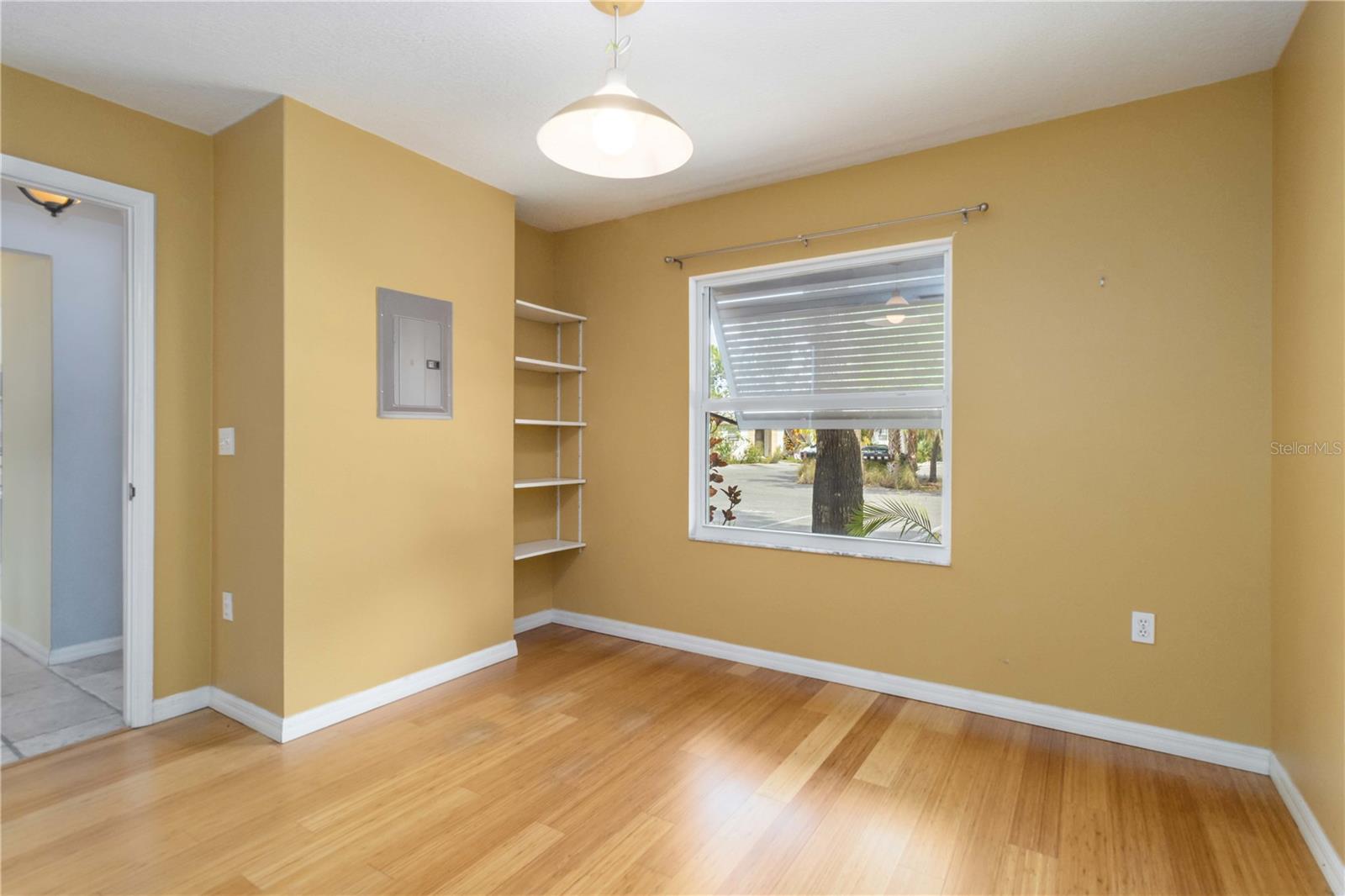 BERMUDA PARK - Residential Lease